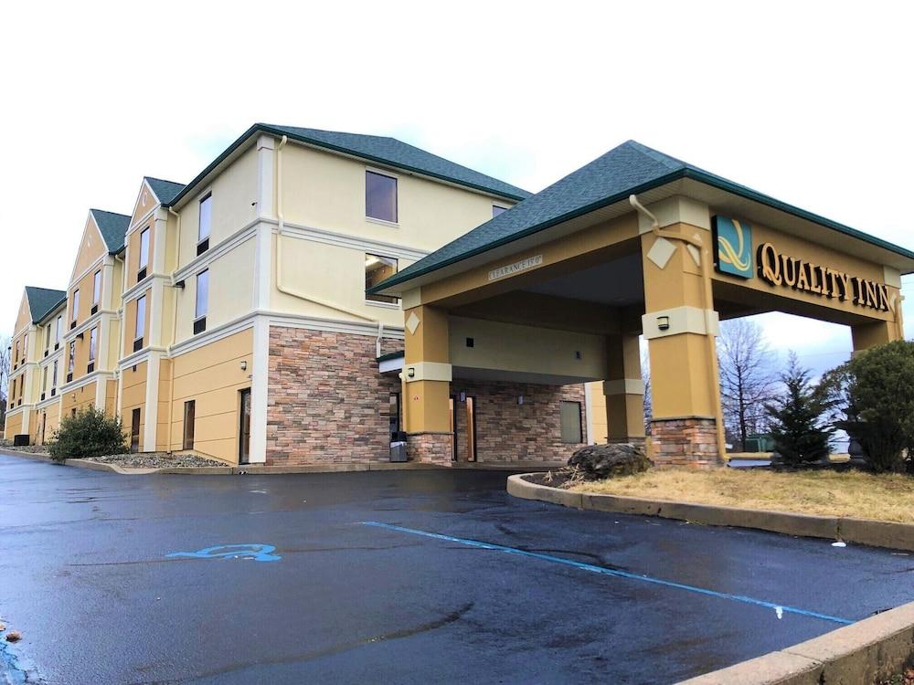 Quality Inn Hackettstown - Long Valley Екстериор снимка