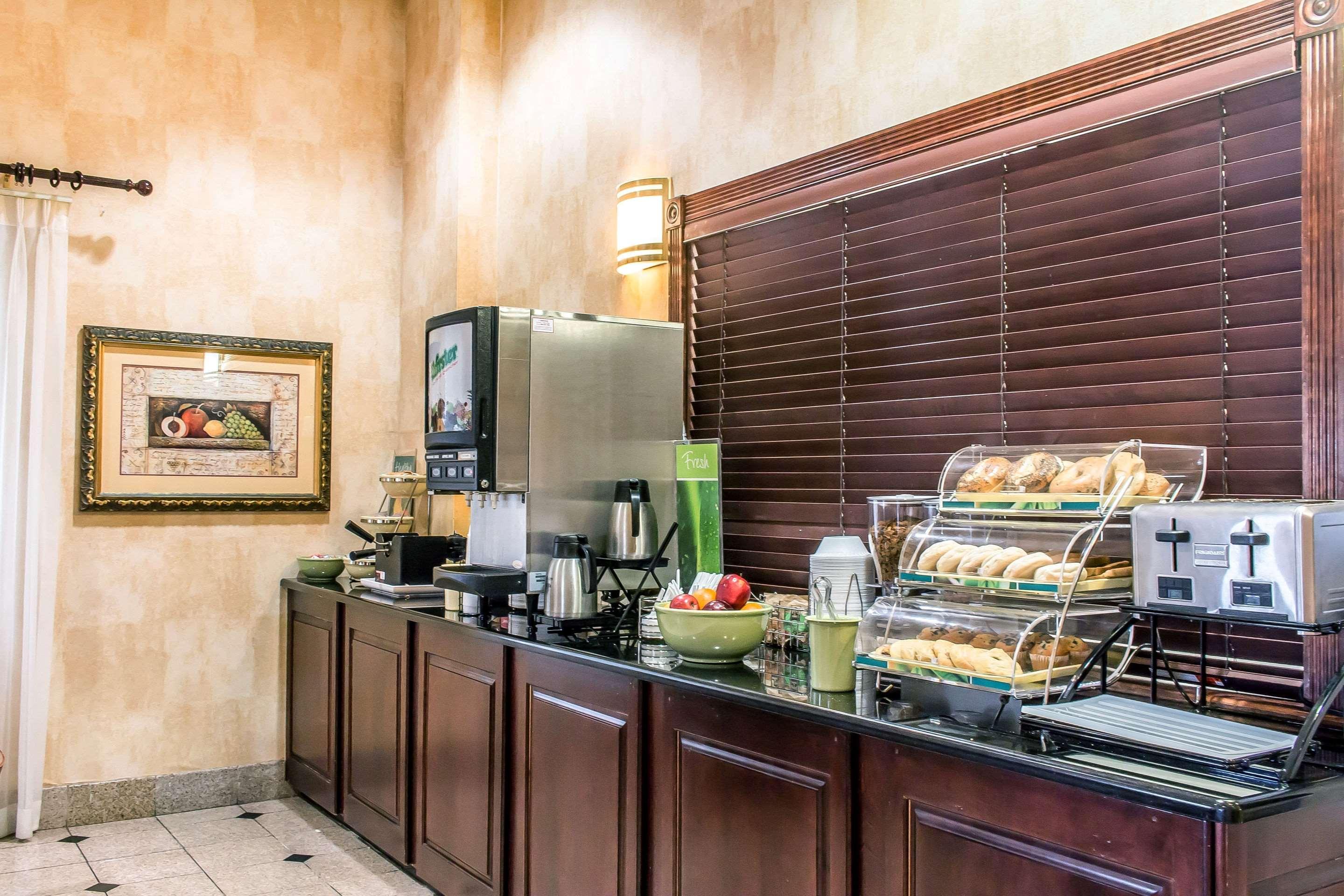 Quality Inn Hackettstown - Long Valley Екстериор снимка