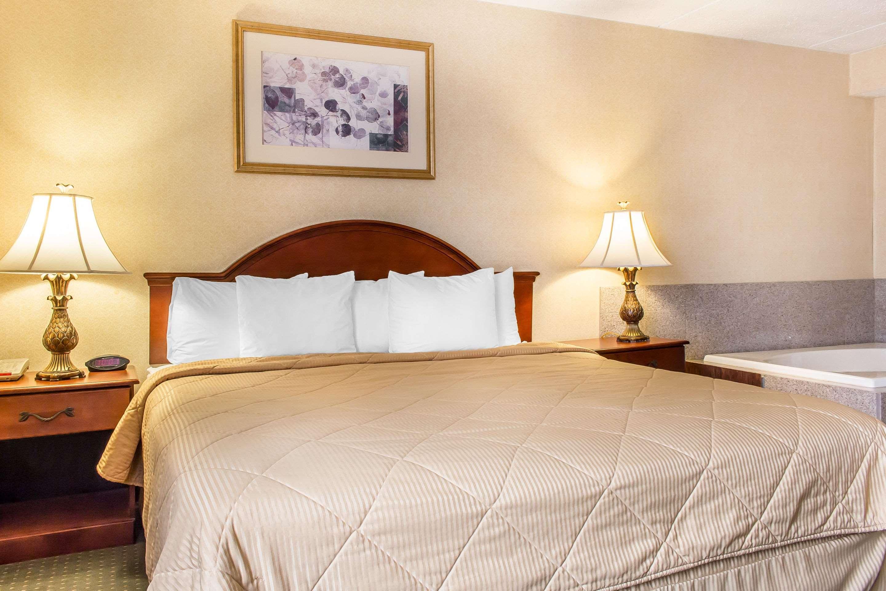 Quality Inn Hackettstown - Long Valley Екстериор снимка